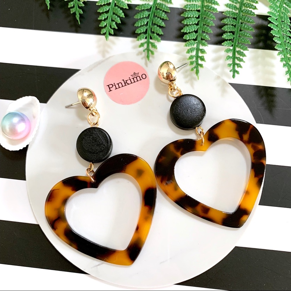 Heart Shape Marble Pattern Acrylic Earrings